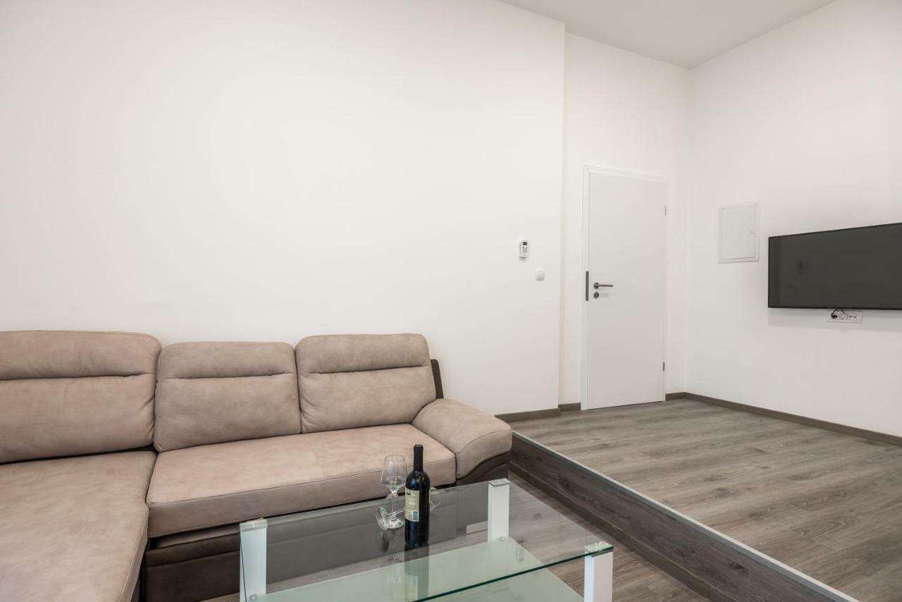 Downtown Rijeka Apartment Exterior foto