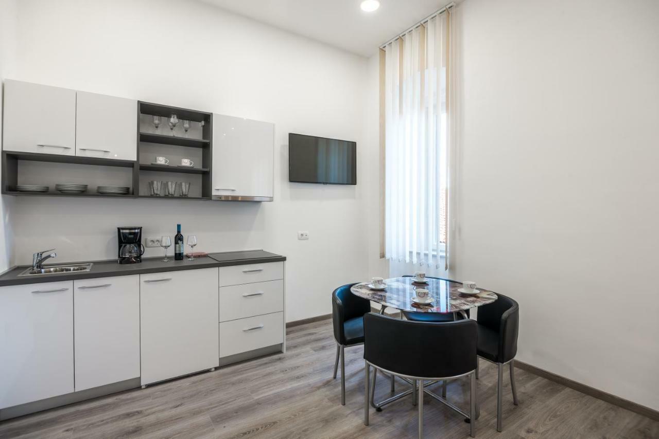 Downtown Rijeka Apartment Exterior foto