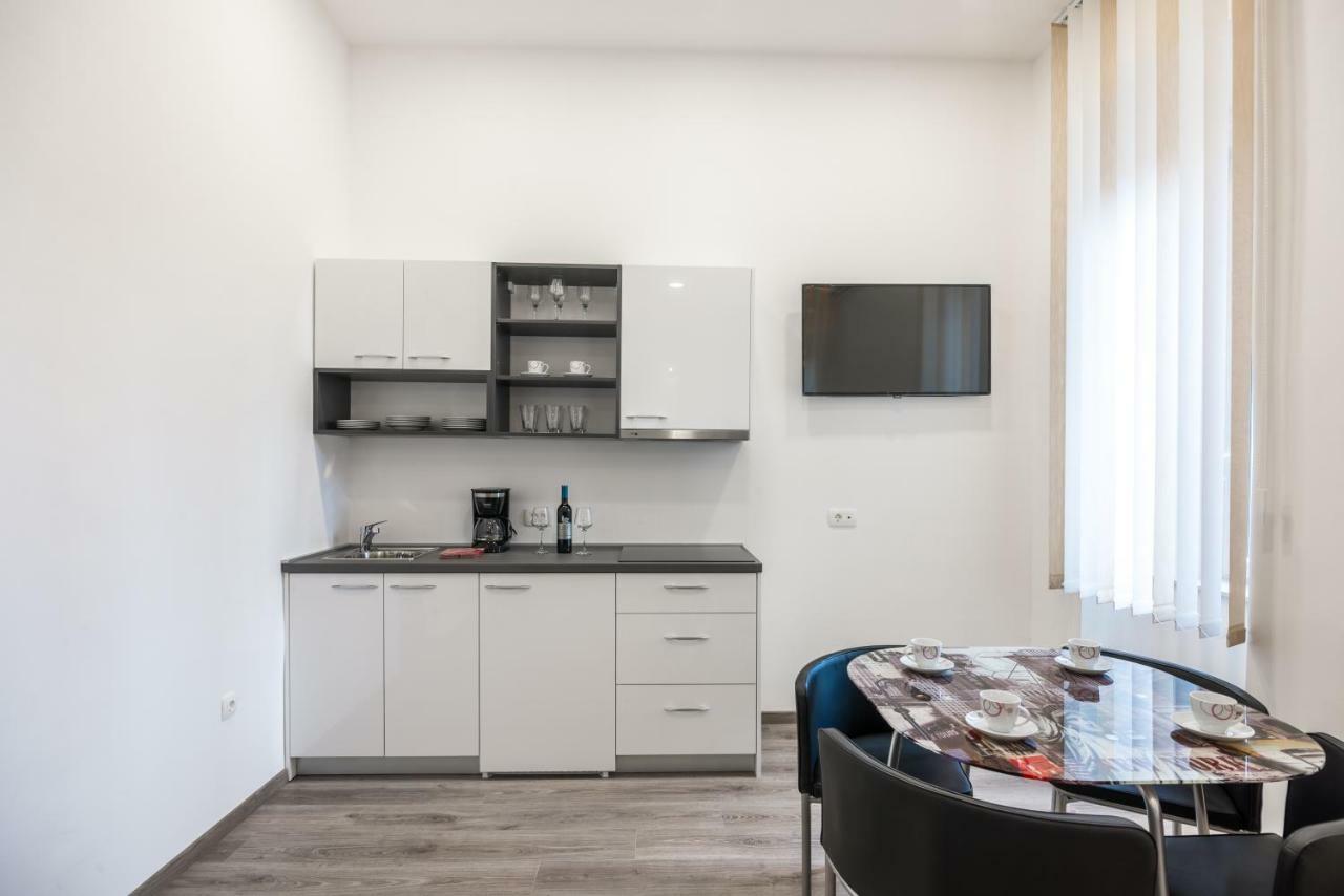 Downtown Rijeka Apartment Exterior foto